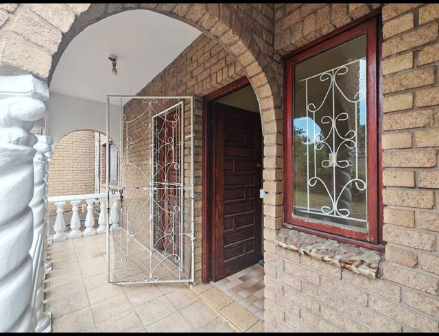 1 BEDROOM FREEHOLD TO LET IN CHELMSFORD HEIGHTS